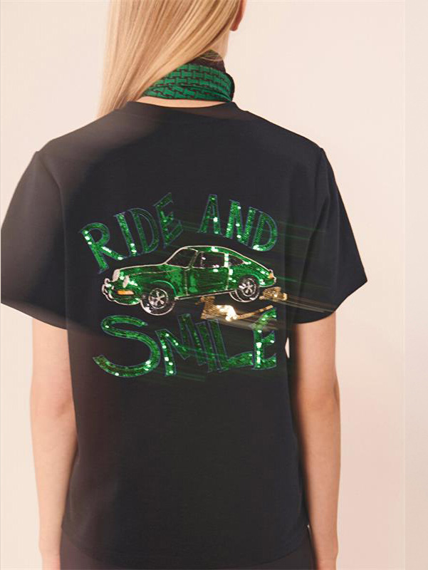 Автомобильная футболка с блестками