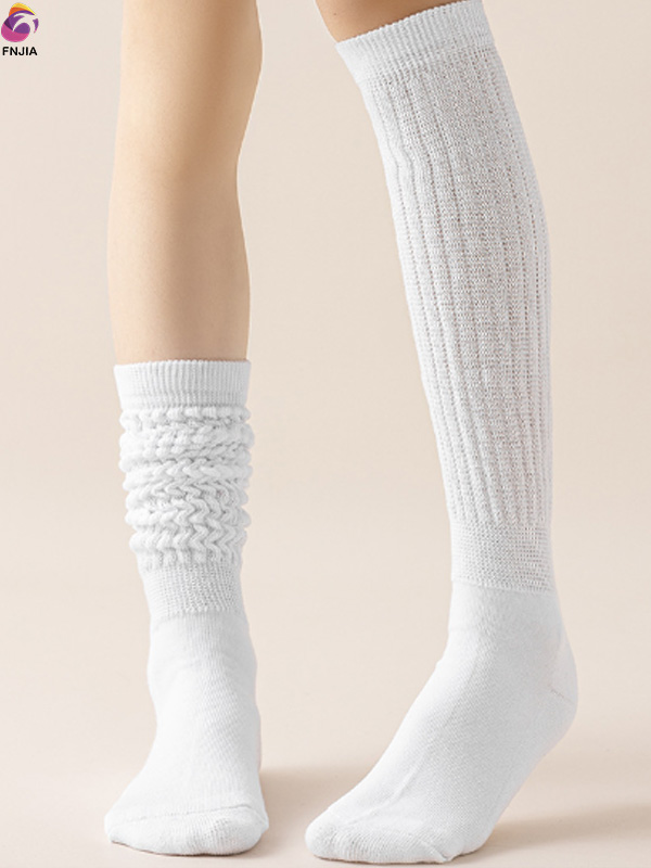 Однотонные высокие носки