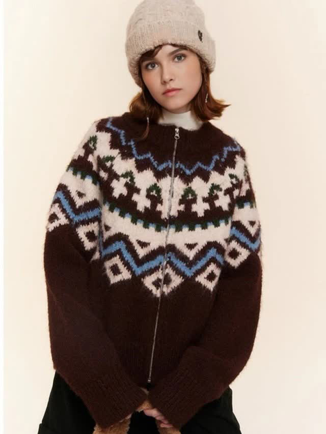 Изготовленный на заказ женский Рождественский свитер грубой вязки из жаккардового шнура