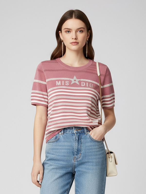 Розовая трикотажная футболка в полоску: Индивидуальный принт в виде звезды, круглый вырез горловины, Короткий рукав