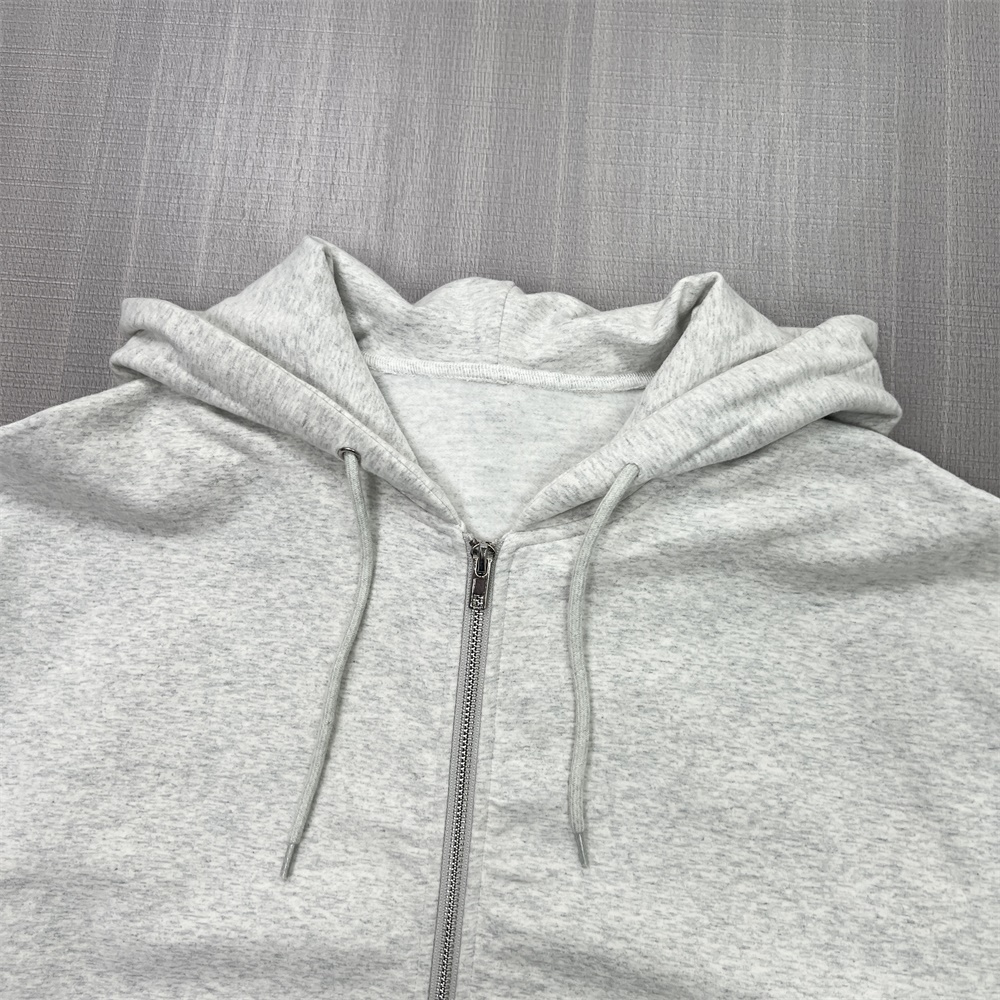 Индивидуальная укороченная толстовка на молнии до половины длины: Высокий вырез, серый цвет вереска, дизайн в стиле спортивной одежды