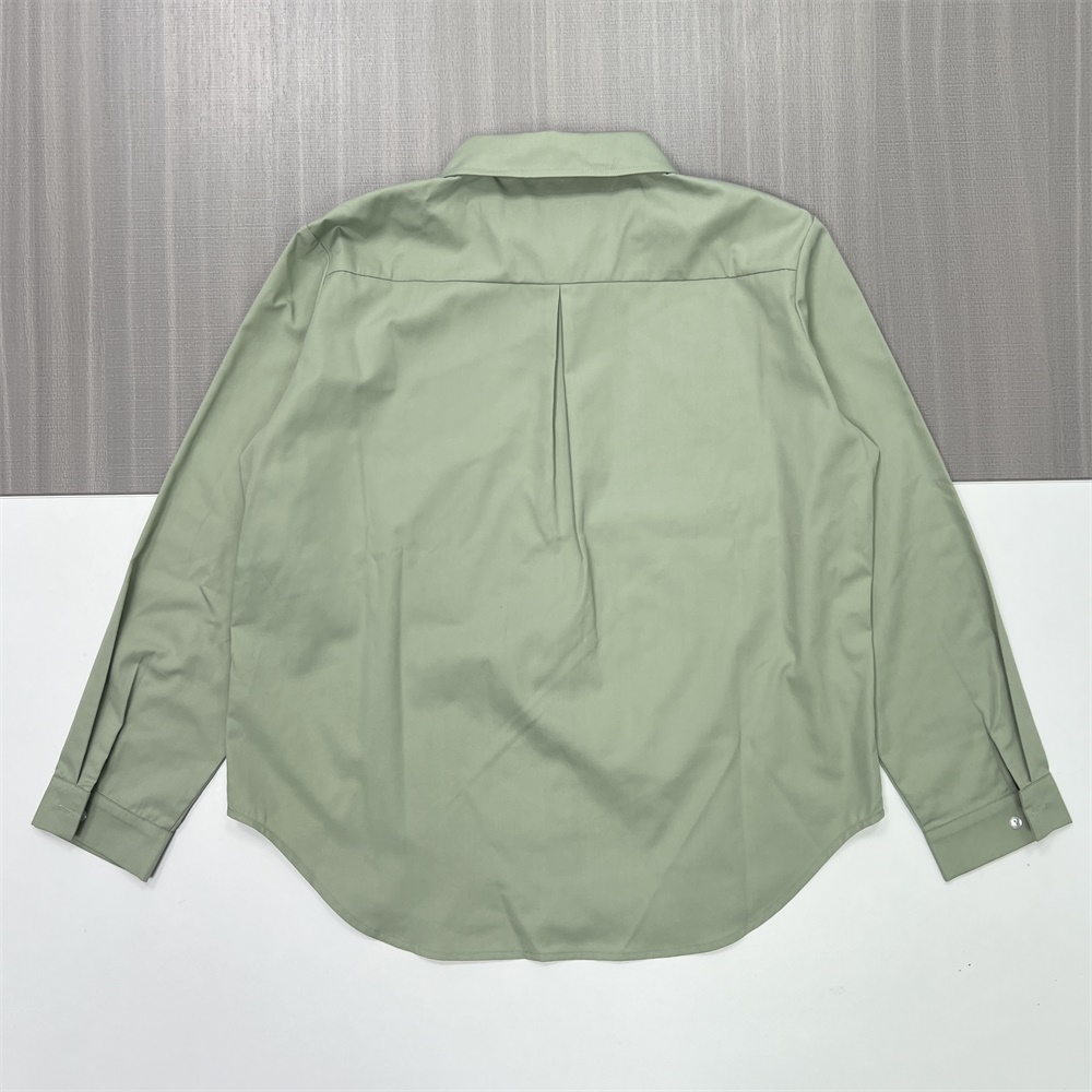 Мужская рубашка с длинным рукавом цвета шалфея на заказ: Гладкая текстура, минималистичный дизайн в стиле Smart-Casual