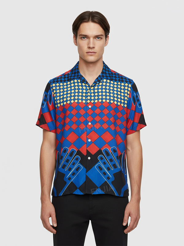 Мужская рубашка с коротким рукавом в смелом графическом стиле: яркий узор, эффектный повседневный дизайн