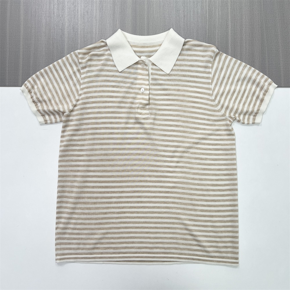 Мужская бежевая рубашка поло в полоску: Контрастный воротник, мягкая текстура, Повседневный дизайн