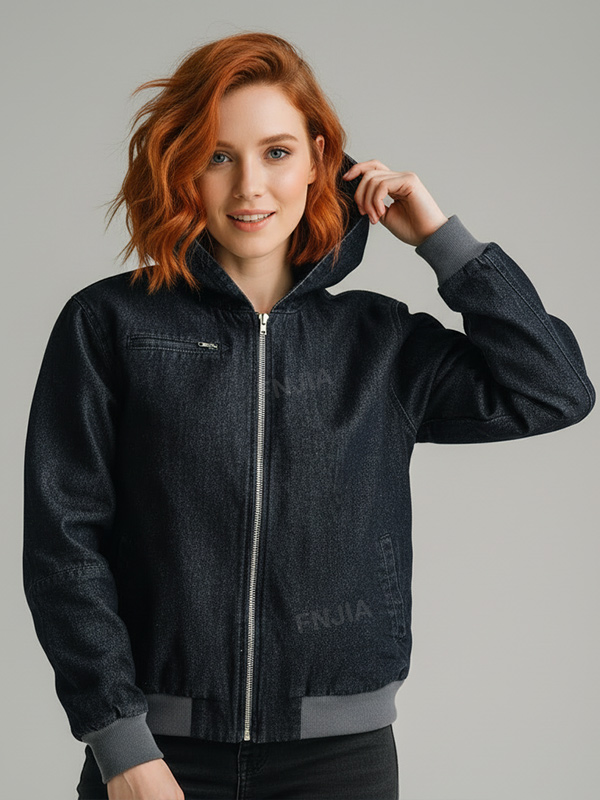 Женская темная джинсовая куртка с капюшоном: Застежка на молнию, контрастные манжеты, Повседневная верхняя одежда