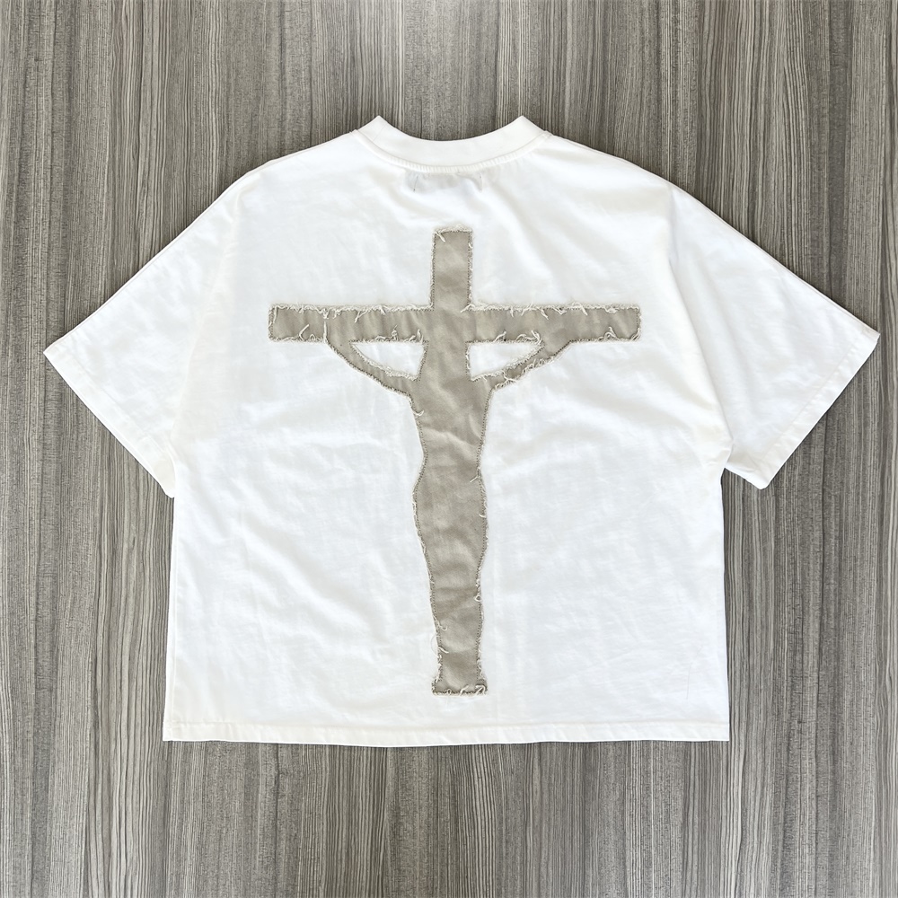 Женская белая футболка с религиозным рисунком: принт в виде тернового венца, большого размера
