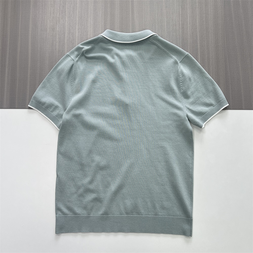 Мужской трикотаж с контрастной отделкой цвета шалфея, наполовину застегивающийся на молнию. Услуга по пошиву одежды Polo - FNJIA на заказ