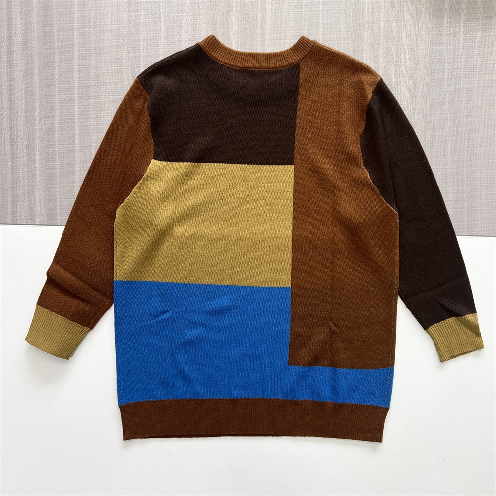 Мужской вязаный свитер с круглым вырезом в клетку в естественных и синих тонах - Индивидуальный дизайн свободного кроя