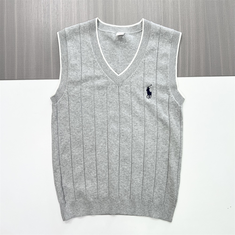 Женский светло-серый вязаный жилет в рубчик с V-образным вырезом и эмблемой Polo - элегантный дизайн на заказ