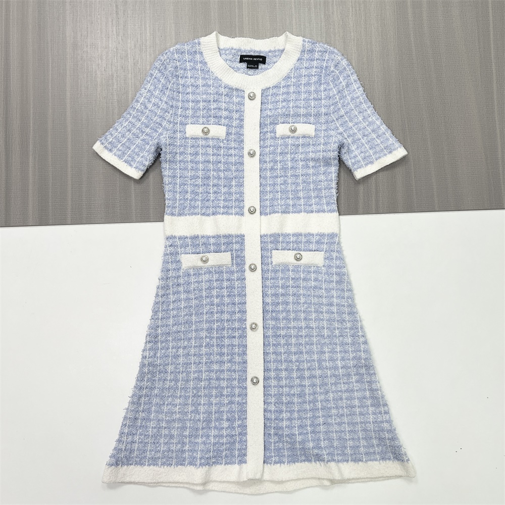 Женское светло-голубое твидовое платье миди в клетку с пуговицами спереди - классический элегантный дизайн на заказ