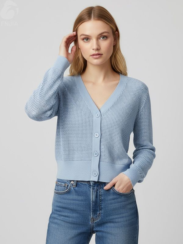 Женский светло-голубой укороченный кардиган открытой вязки с V-образным вырезом