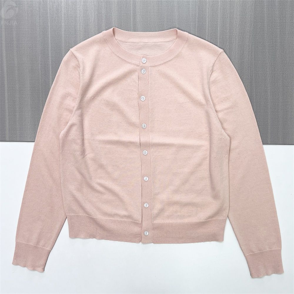 Женский приталенный кардиган розового цвета с круглым вырезом горловины - Индивидуальная многослойная одежда в стиле минимализма