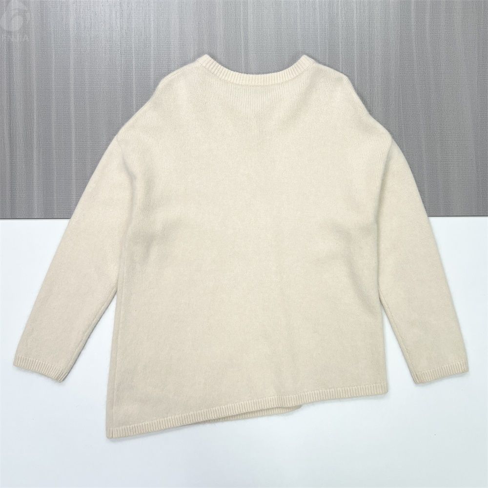 Женский бежевый вязаный кардиган оверсайз с круглым вырезом горловины - Универсальная одежда в стиле минимализма на заказ