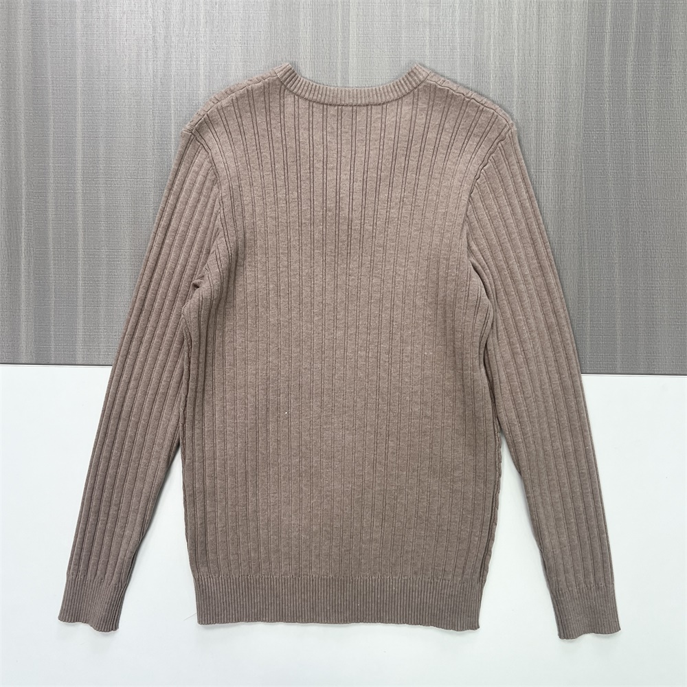 Женский бежевый вязаный свитер с V-образным вырезом и длинными рукавами - Стильная повседневная одежда с необычной текстурой