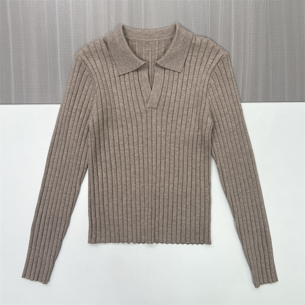 Женский бежевый трикотажный топ-поло с воротником в рубчик и длинными рукавами - Приталенная одежда на заказ в стиле Smart-Casual