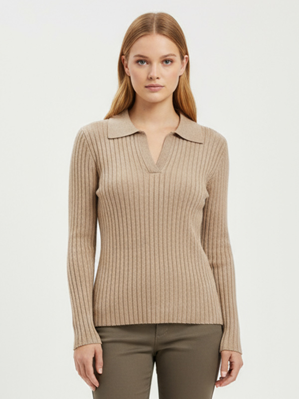 Женский бежевый трикотажный топ-поло с воротником в рубчик и длинными рукавами - Приталенная одежда на заказ в стиле Smart-Casual