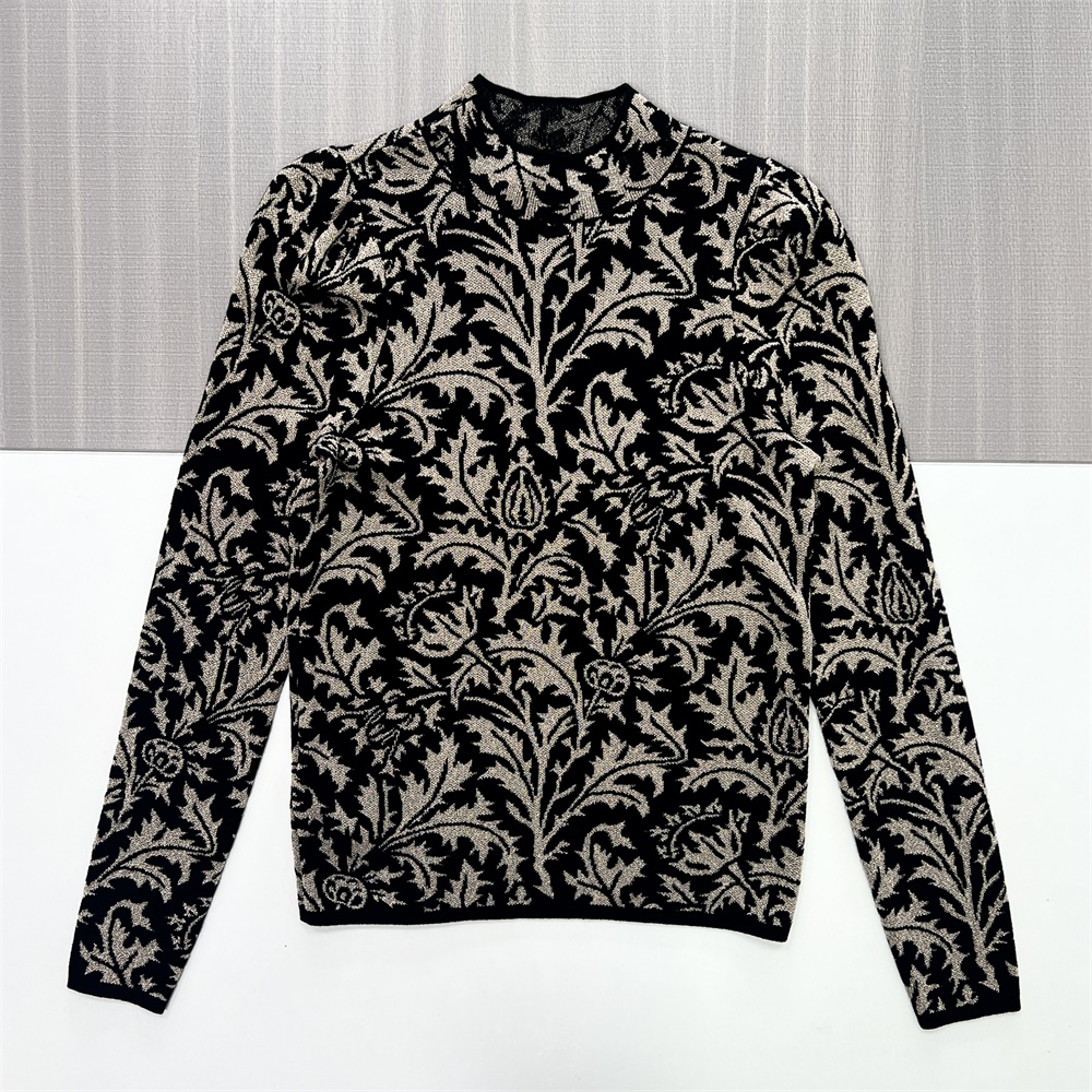 Женский черно-бежевый свитер-водолазка с цветочным узором в виде виноградной лозы - Элегантная одежда на заказ