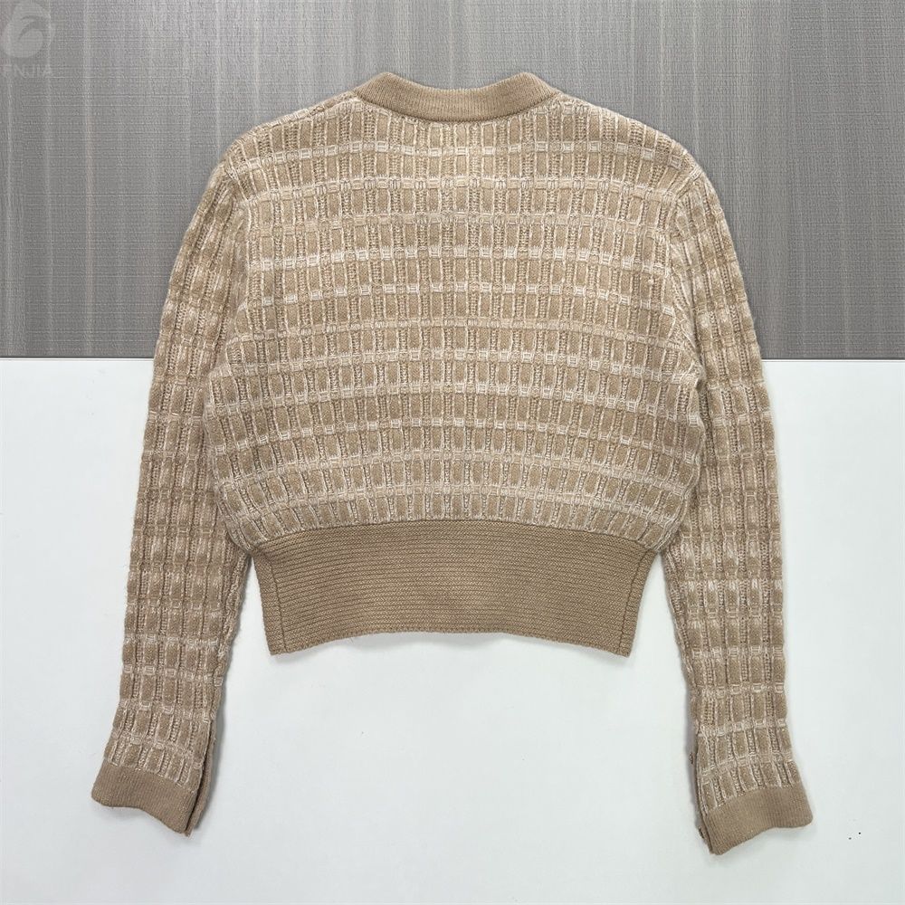 Женский укороченный вязаный кардиган в клетку из бежевого твида (в стиле Шанель) - Элегантная повседневная одежда на заказ