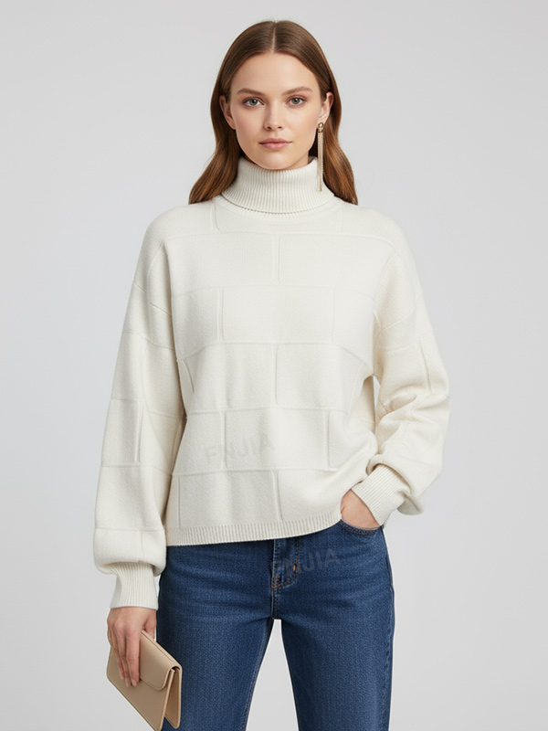 Женский свитер-водолазка оверсайз цвета слоновой кости с сетчатой текстурой - современная текстурированная одежда на заказ