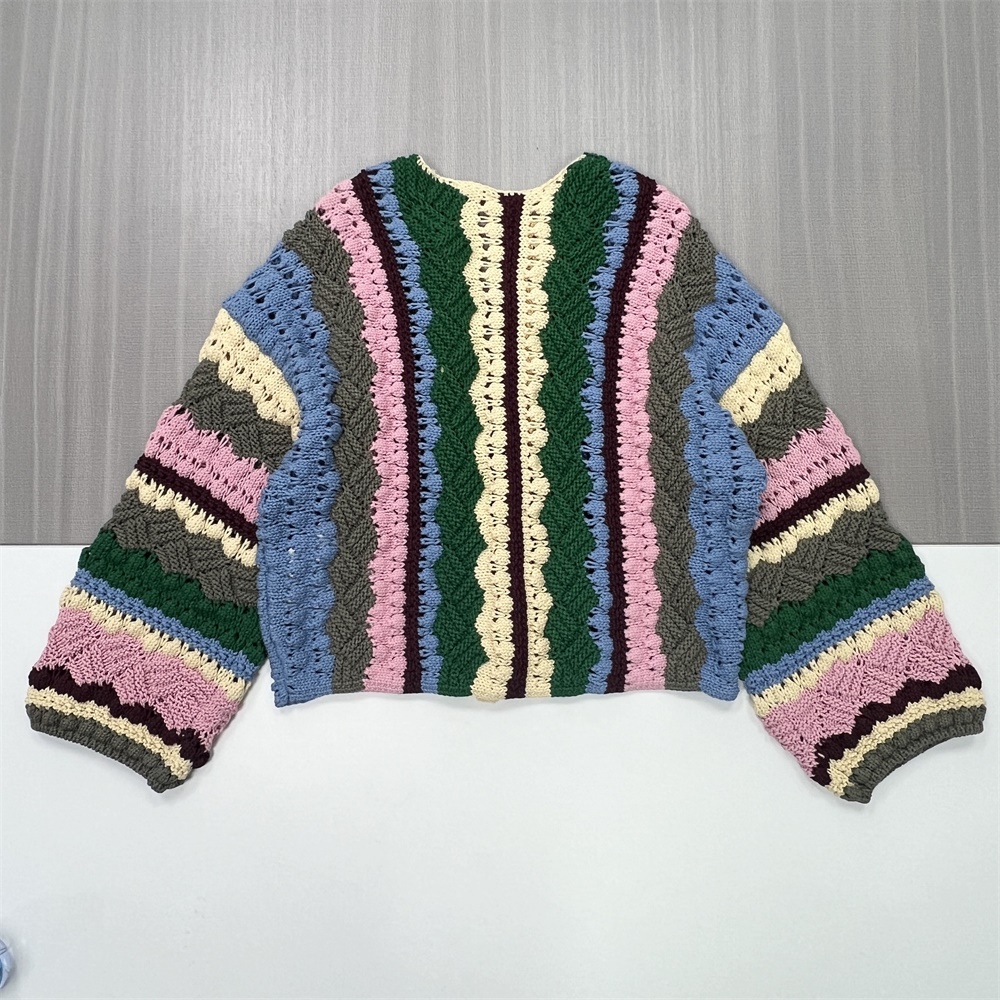 Женский кардиган в полоску, связанный крючком многоцветным узором - оригинальная богемная игривая повседневная одежда