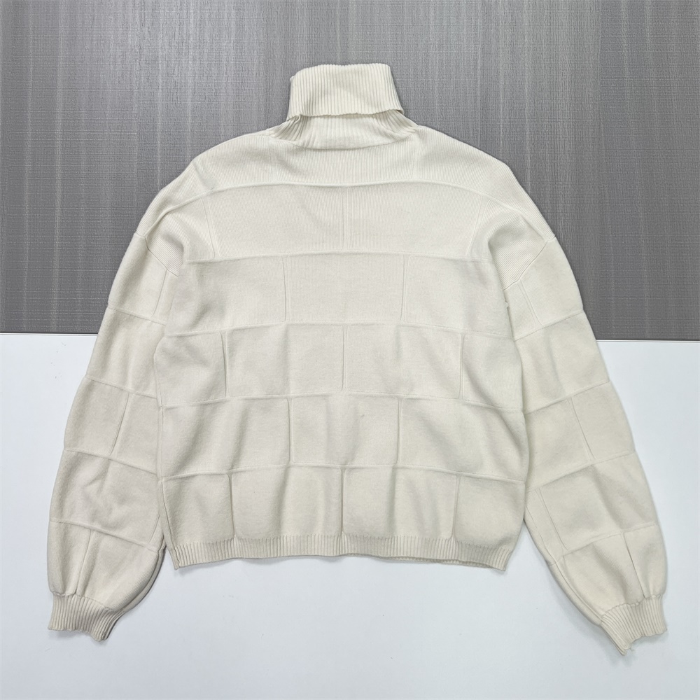 Женский свитер-водолазка оверсайз цвета слоновой кости с сетчатой текстурой - современная текстурированная одежда на заказ