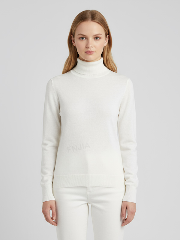 Женский белый приталенный свитер-водолазка с тонкой текстурой - Базовая одежда в стиле минимализма на заказ