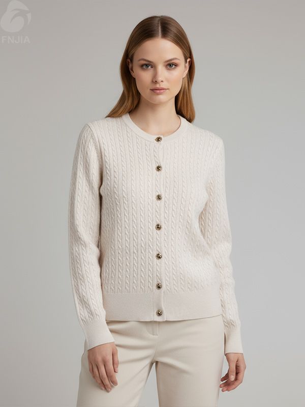 Женский бежевый кардиган с круглым вырезом из плотной вязки - классическая текстурированная одежда на заказ