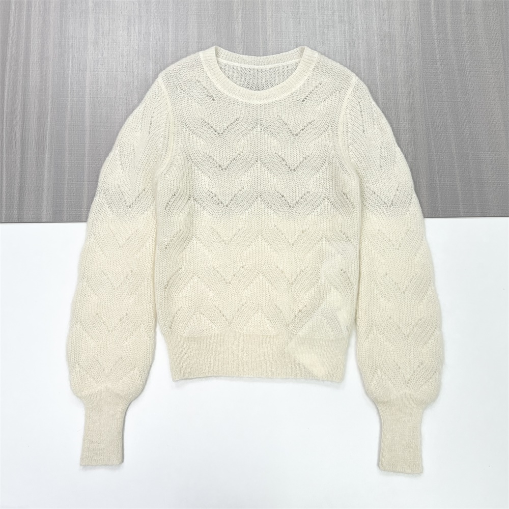 Женский кремовый свитер ажурной вязки (шевронный узор, пышные рукава)