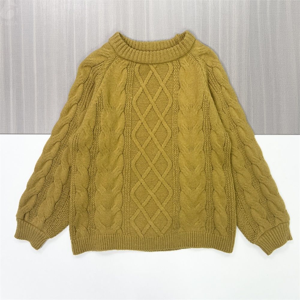 Женский свитер горчичной вязки (ромбовидный узор, свободный крой)