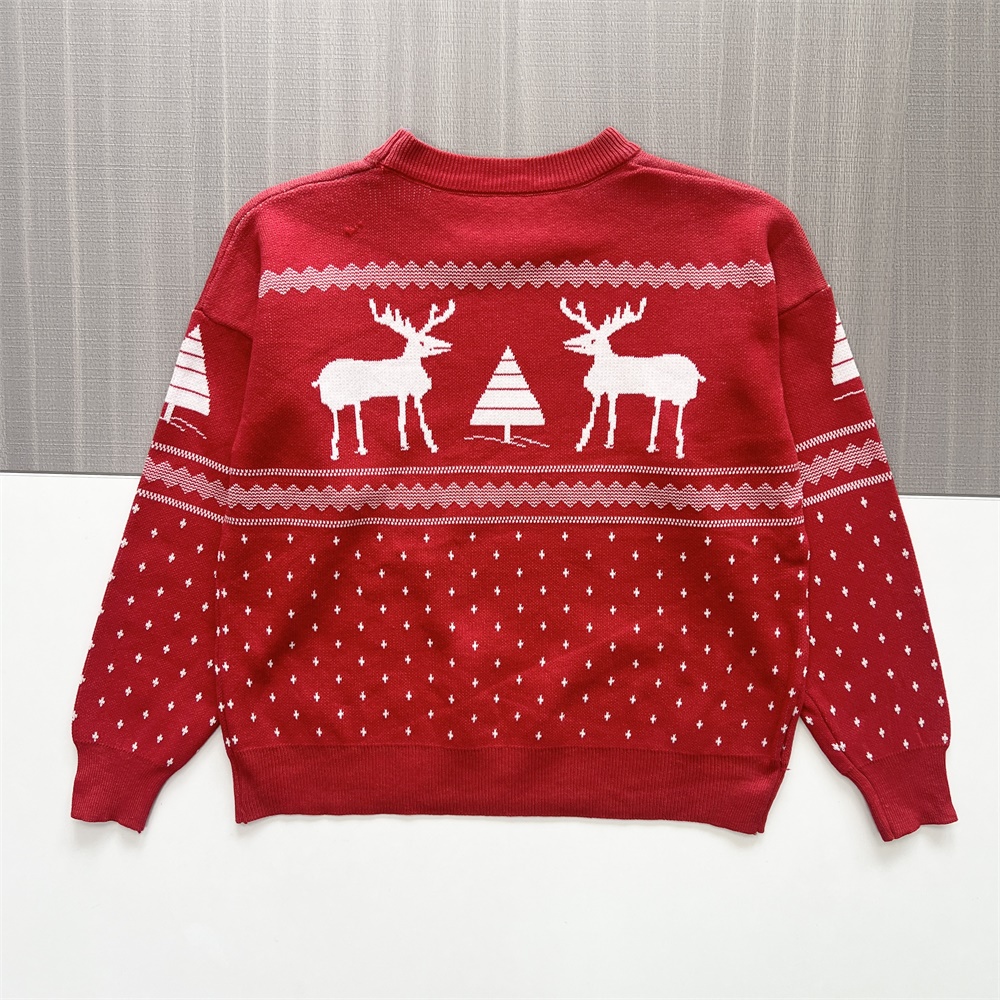 Женский красный вязаный свитер с принтом рождественского оленя и елки