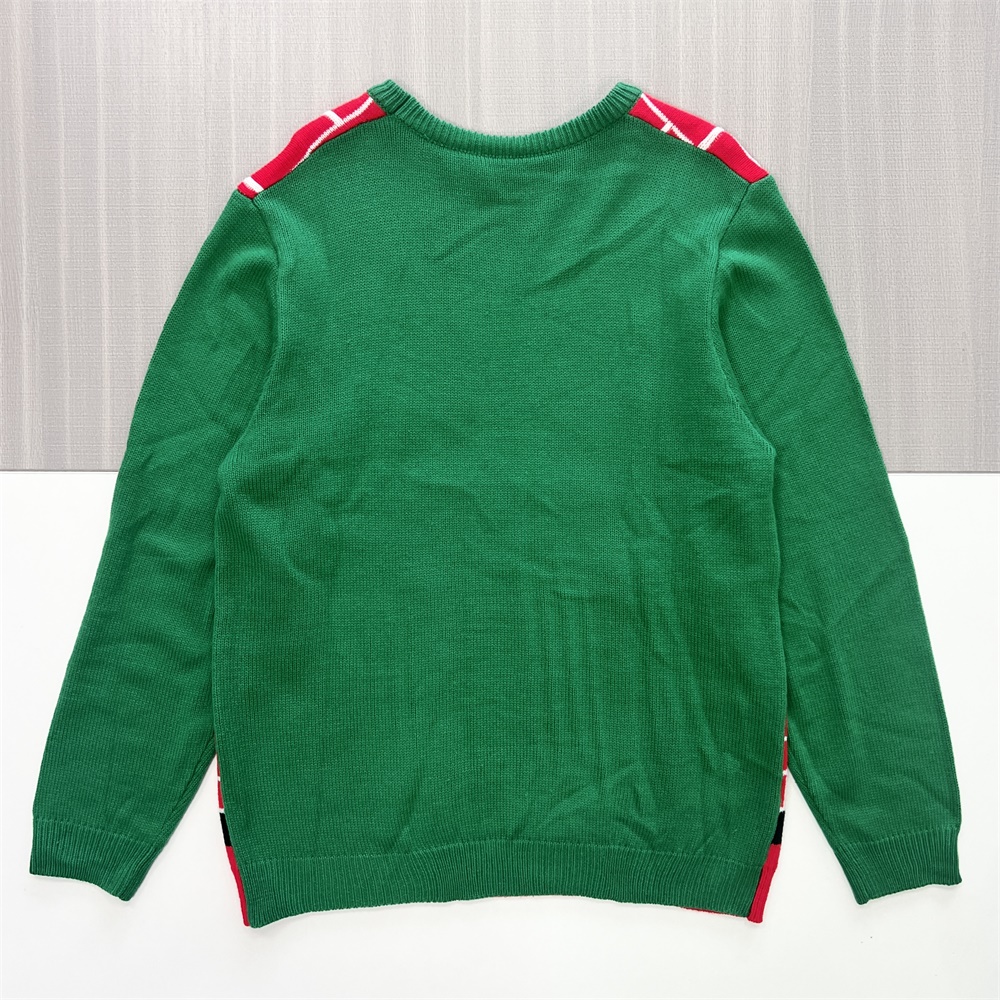 Женский вязаный свитер с рождественским принтом в виде камина и чулок (красный и зеленый)