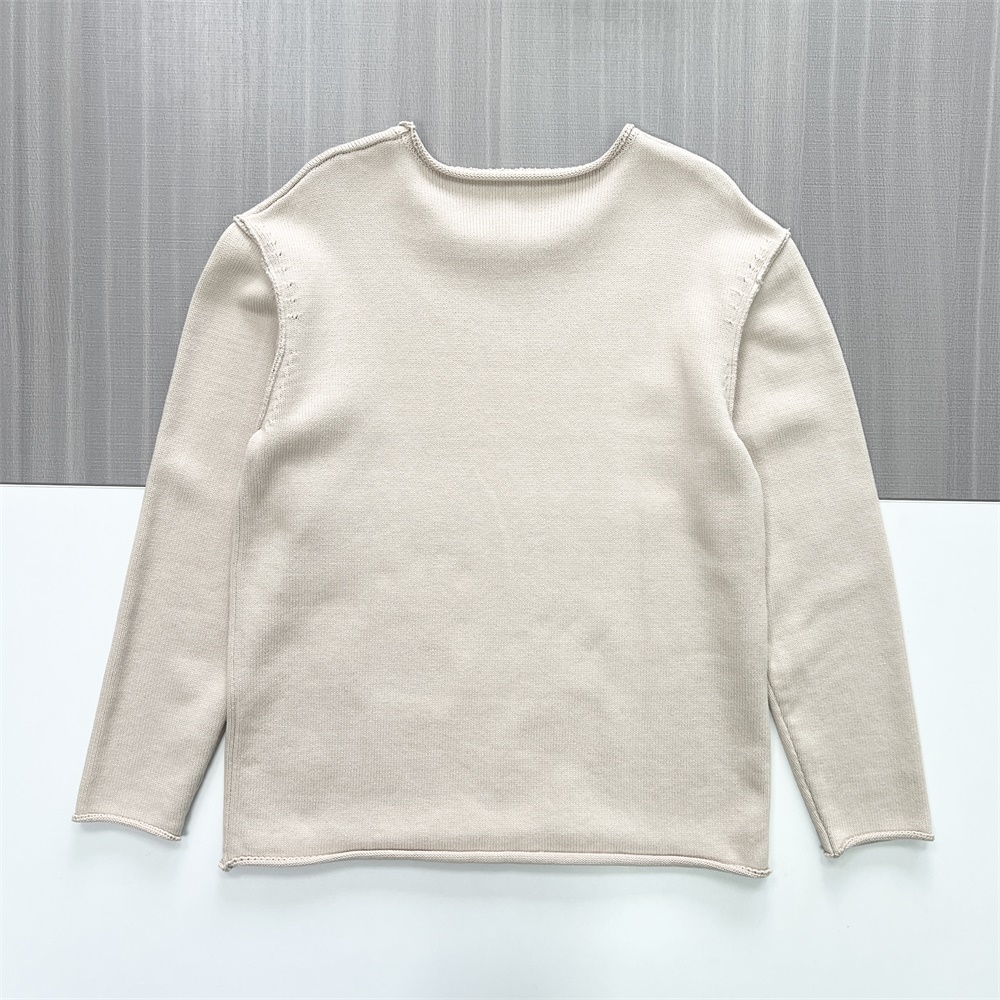 Женский бежевый свитер с круглым вырезом из трикотажа в рубчик (свободного кроя)