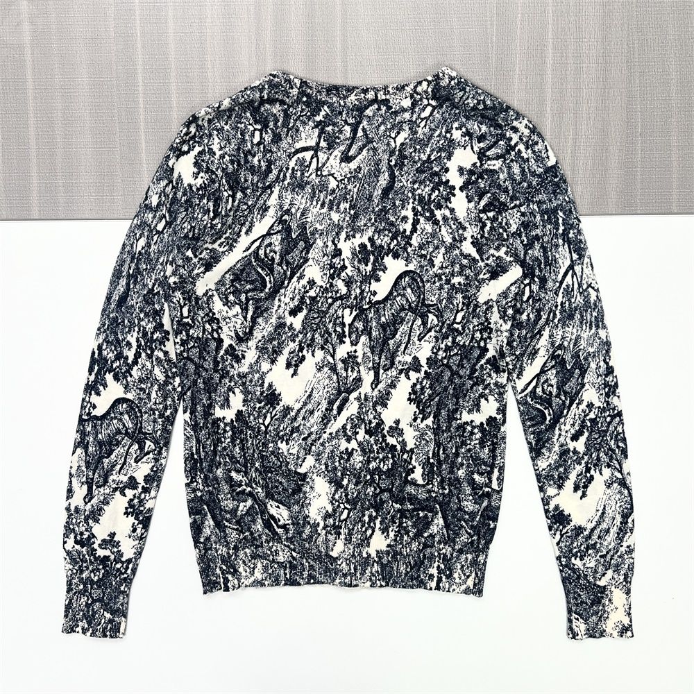 Название продукта: Женский черно-белый вязаный кардиган с принтом лесных животных