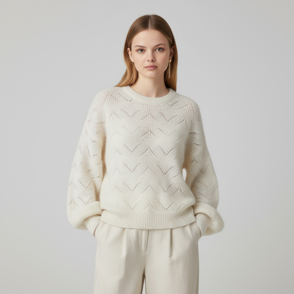 Женский кремовый свитер ажурной вязки (шевронный узор, пышные рукава)
