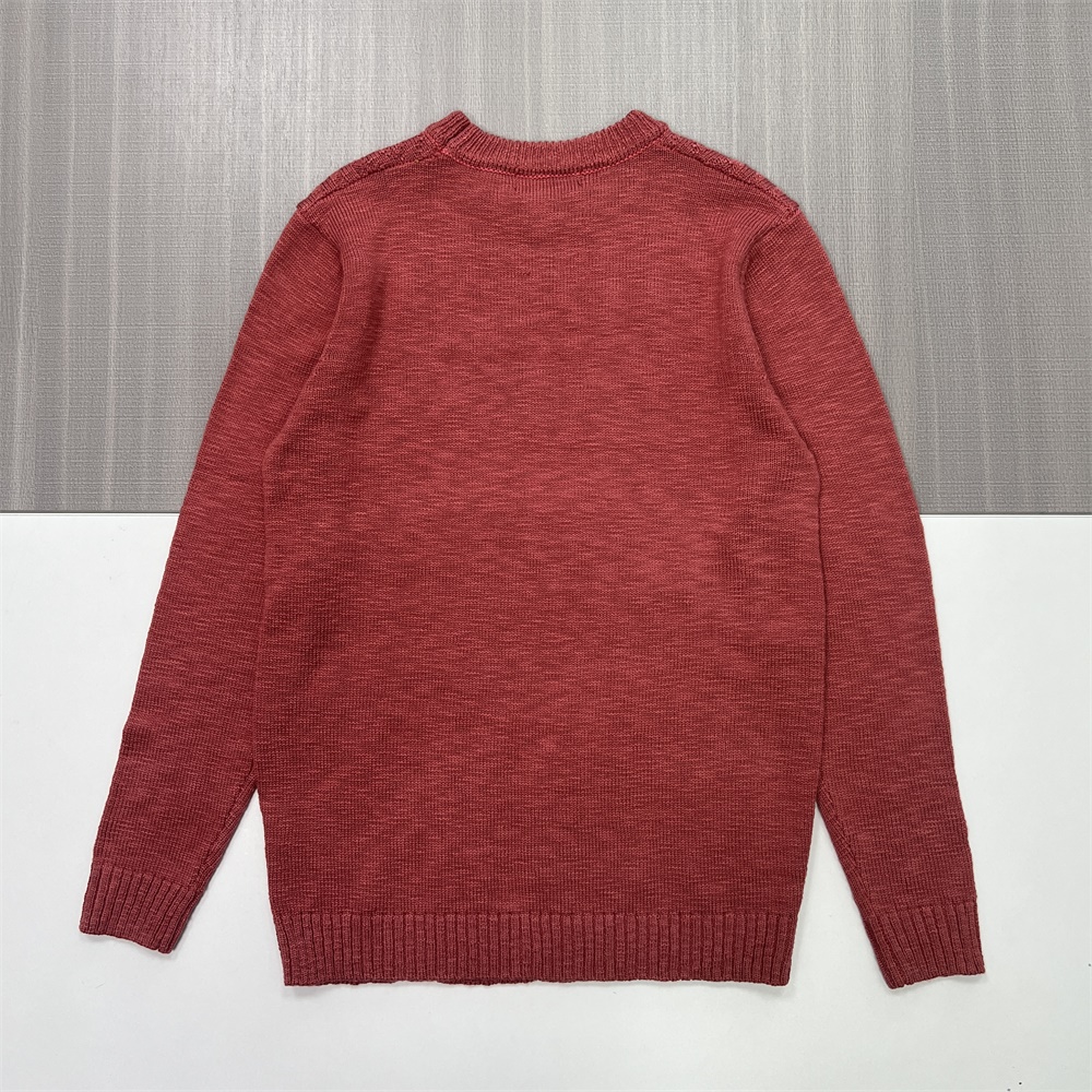 Женский бордовый свитер крупной вязки (круглый вырез, текстурированный шевронный узор)