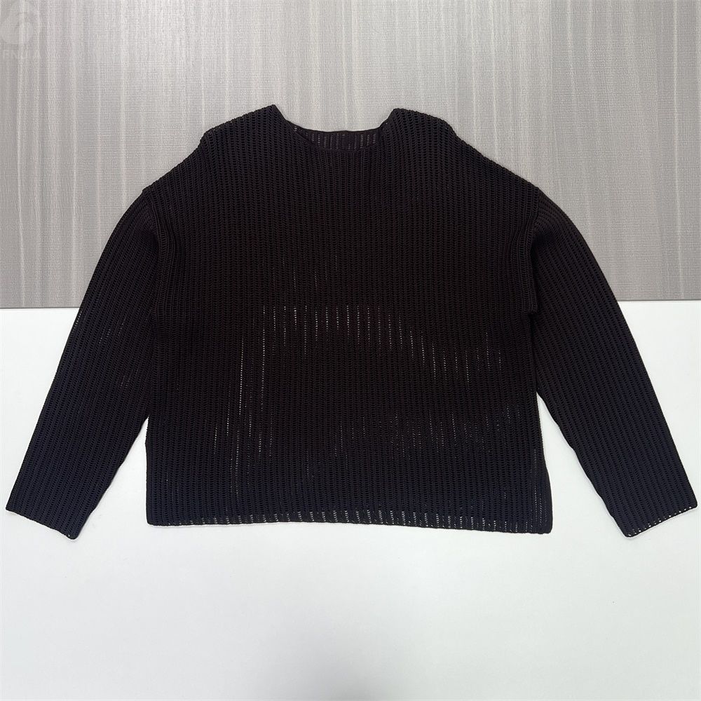 Женский черный ажурный свитер вязаный в рубчик (вырез лодочкой, приталенный крой)