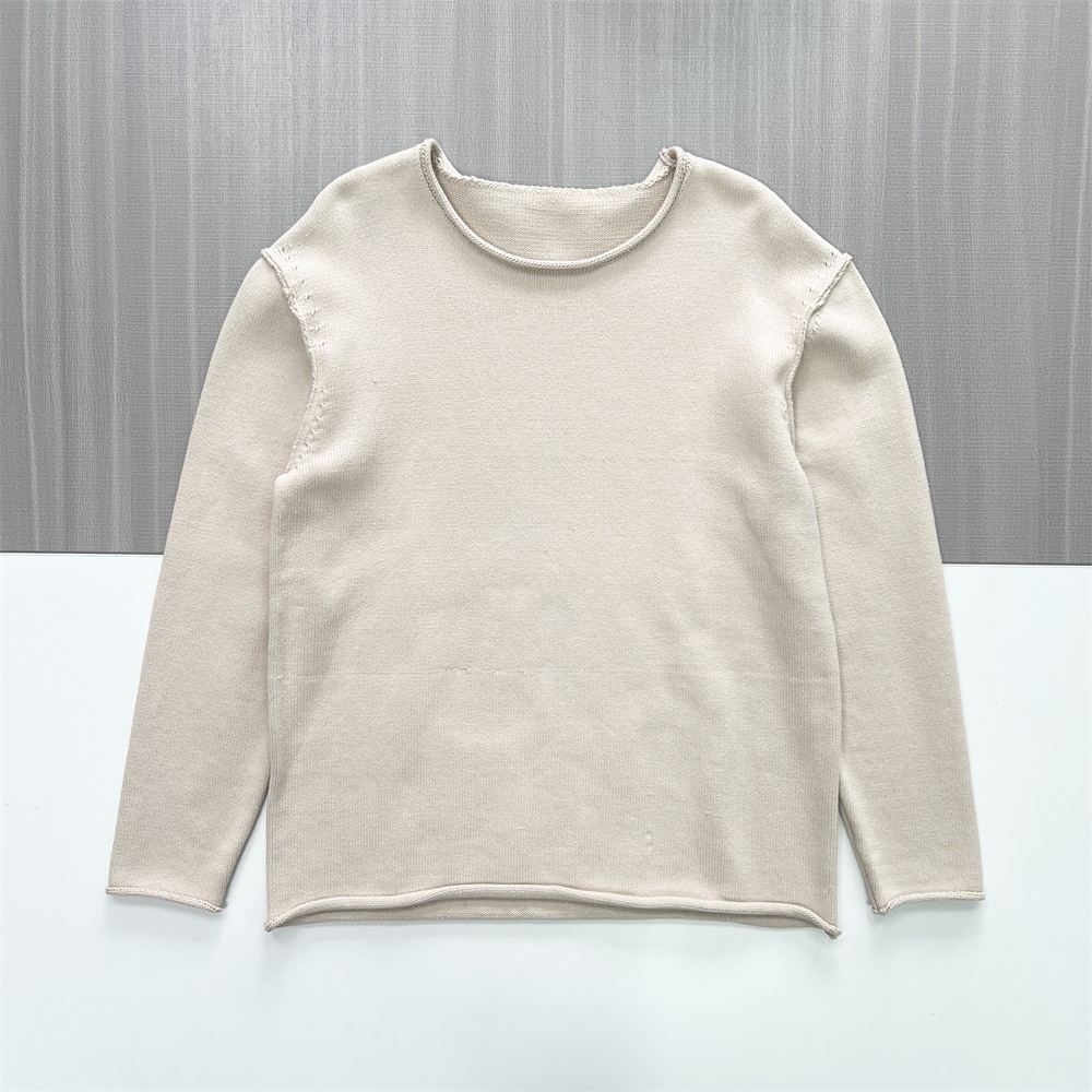 Женский бежевый свитер с круглым вырезом из трикотажа в рубчик (свободного кроя)