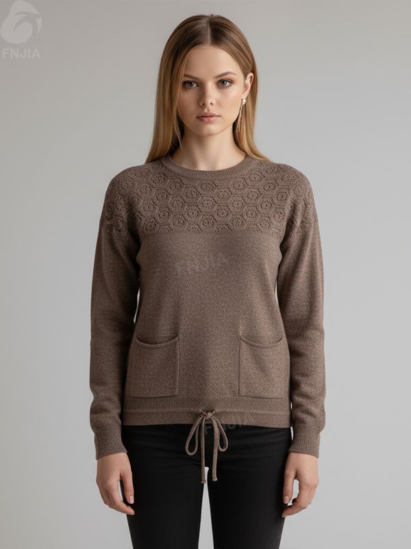 Женский темно-серый свитер ажурной вязки (круглый вырез горловины, завязки на талии и накладные карманы)