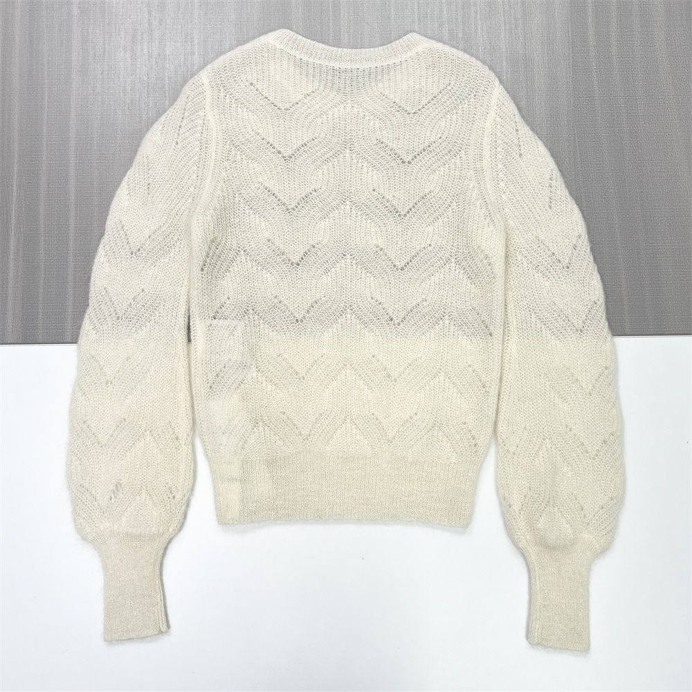 Женский кремовый свитер ажурной вязки (шевронный узор, пышные рукава)